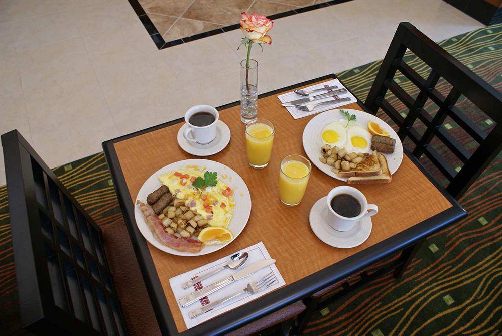Hilton Garden Inn Houston/Clear Lake Nasa Вебстер Ресторан фото